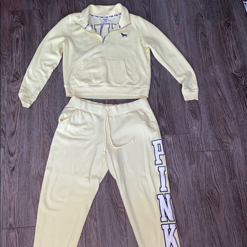 Victoria Secret’s PINK Morning Sun Jogger Set